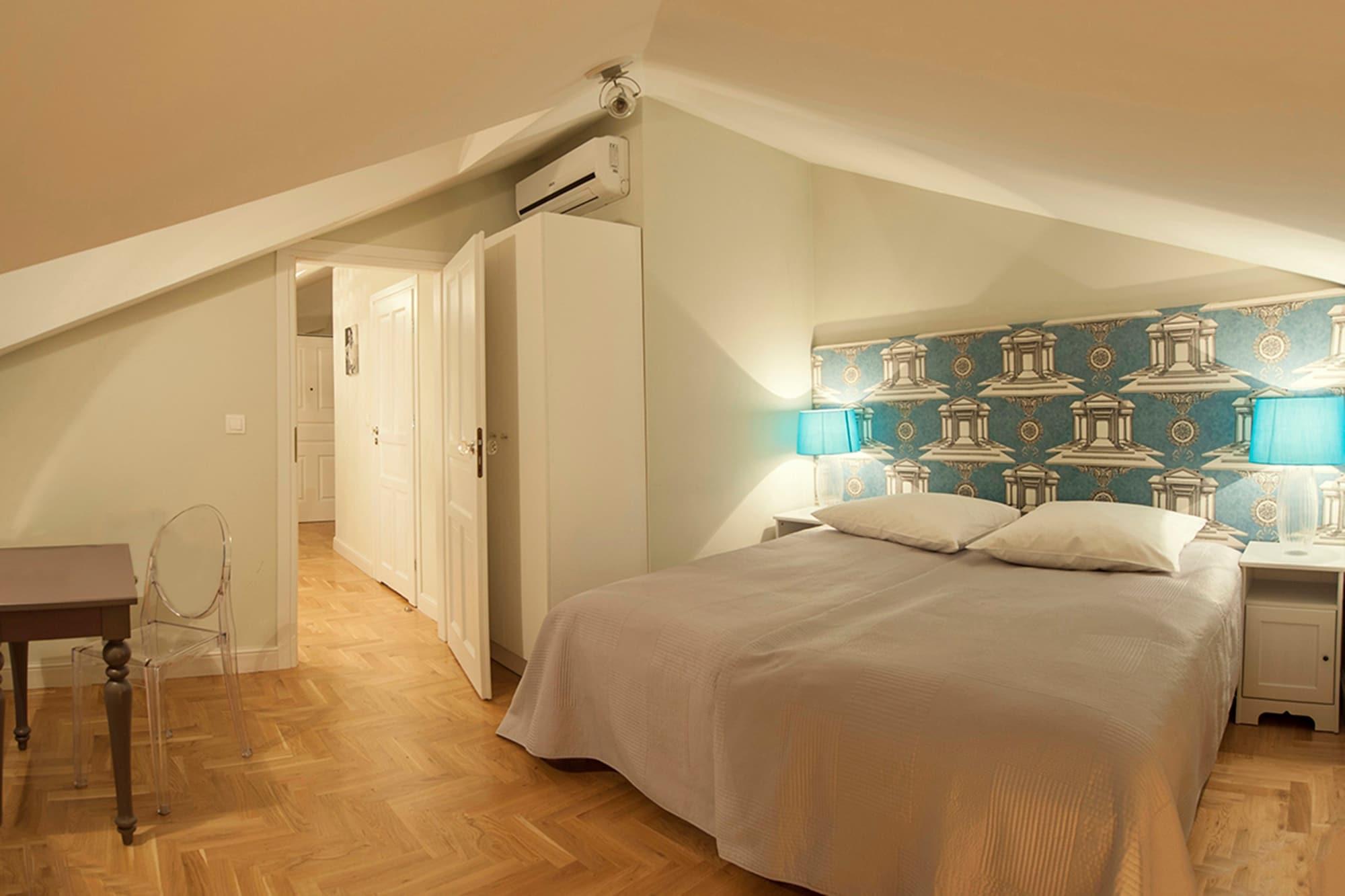 Crystal Suites Chez Helena Краков Экстерьер фото