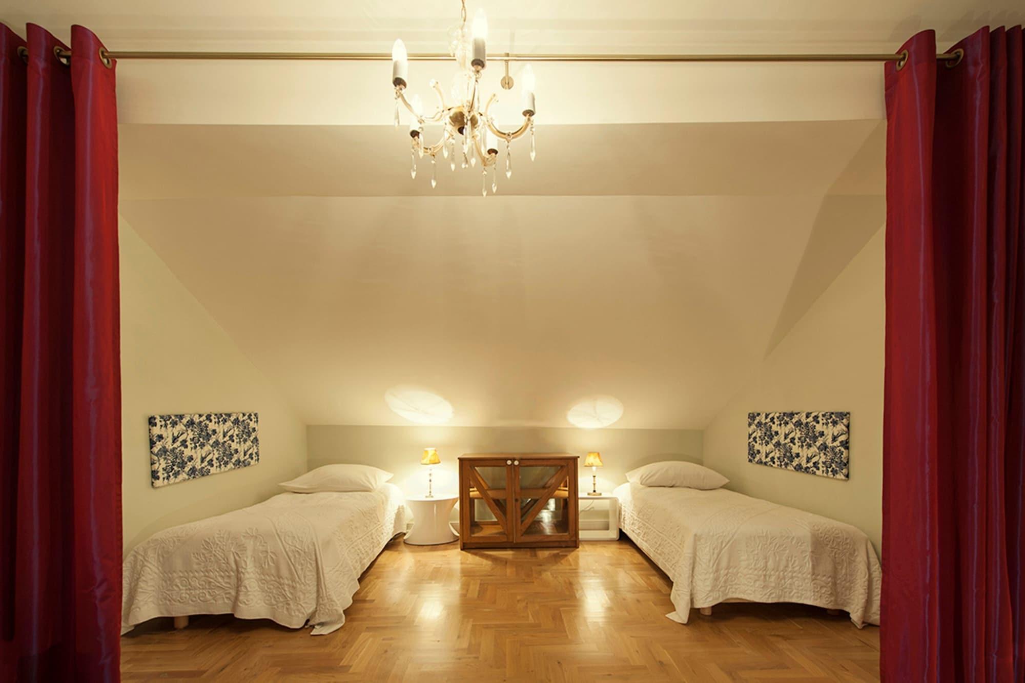 Crystal Suites Chez Helena Краков Экстерьер фото