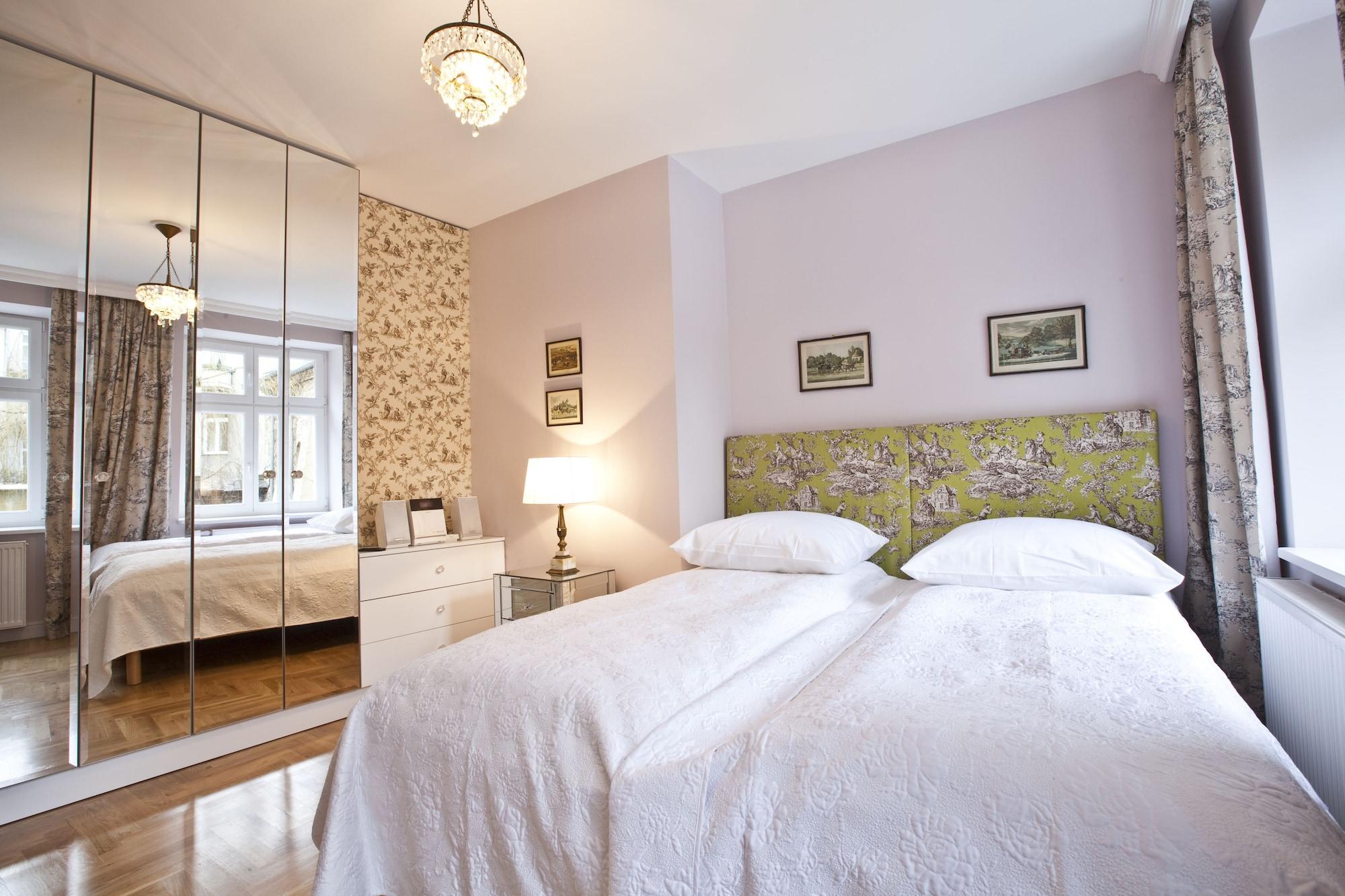 Crystal Suites Chez Helena Краков Экстерьер фото