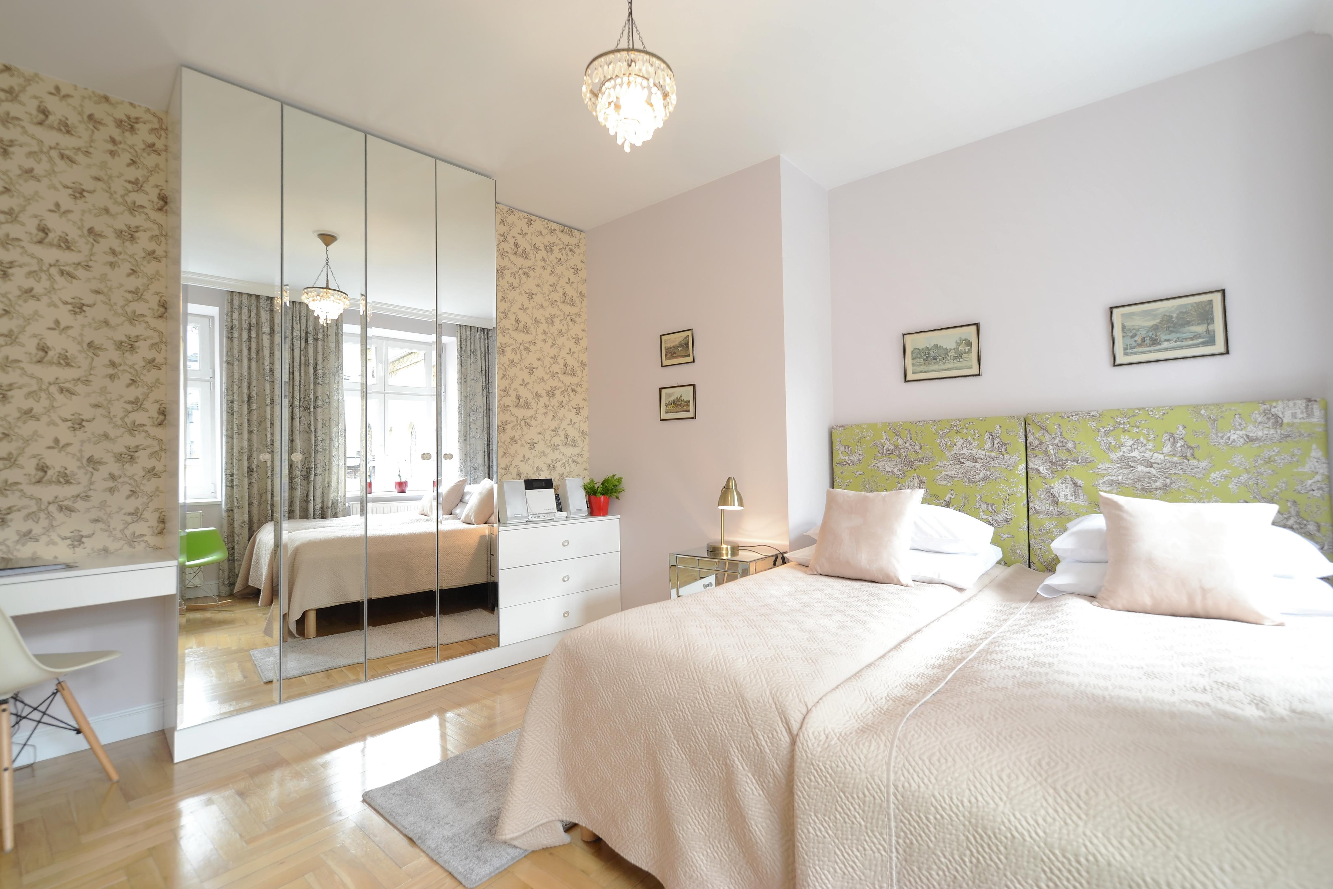 Crystal Suites Chez Helena Краков Экстерьер фото