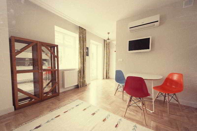 Crystal Suites Chez Helena Краков Экстерьер фото
